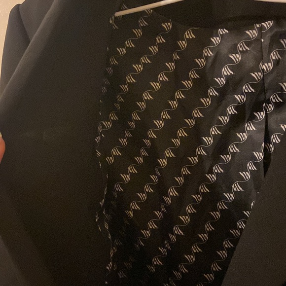 Elle black blazer - Picture 6 of 8